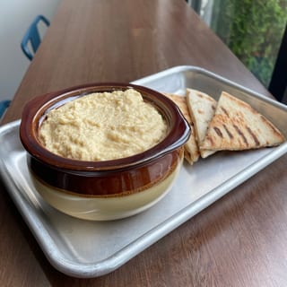 HUMMUS DIP