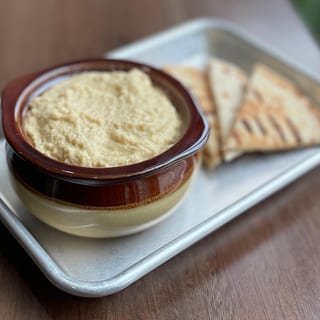 HUMMUS